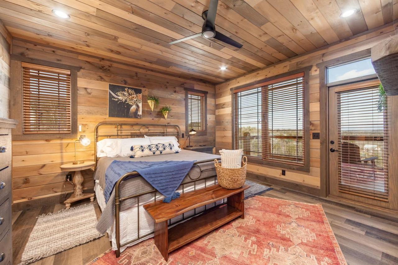 Splash Mountain Pool Hot Tub Theater Game Room سيفيرفيل المظهر الخارجي الصورة
