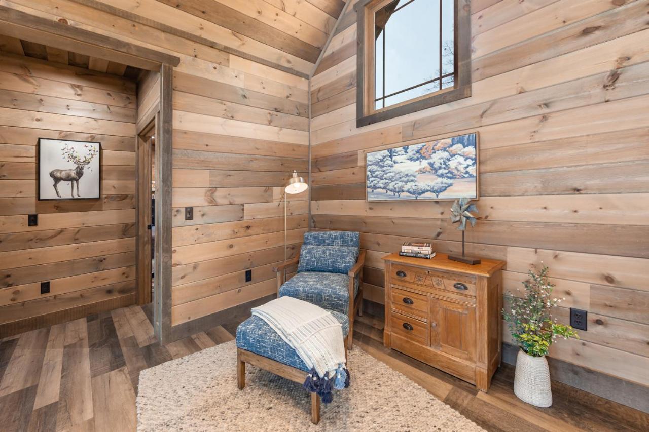 Splash Mountain Pool Hot Tub Theater Game Room سيفيرفيل المظهر الخارجي الصورة