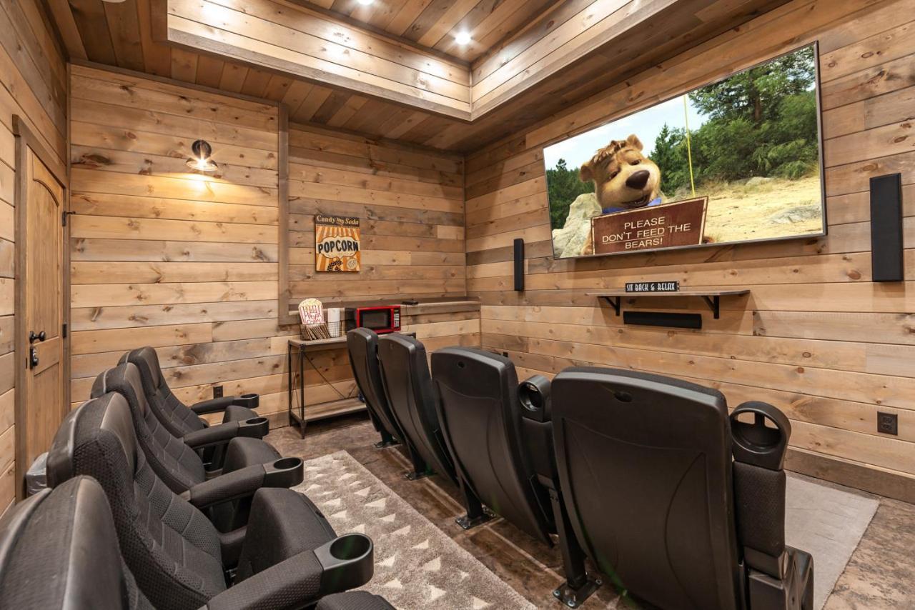 Splash Mountain Pool Hot Tub Theater Game Room سيفيرفيل المظهر الخارجي الصورة